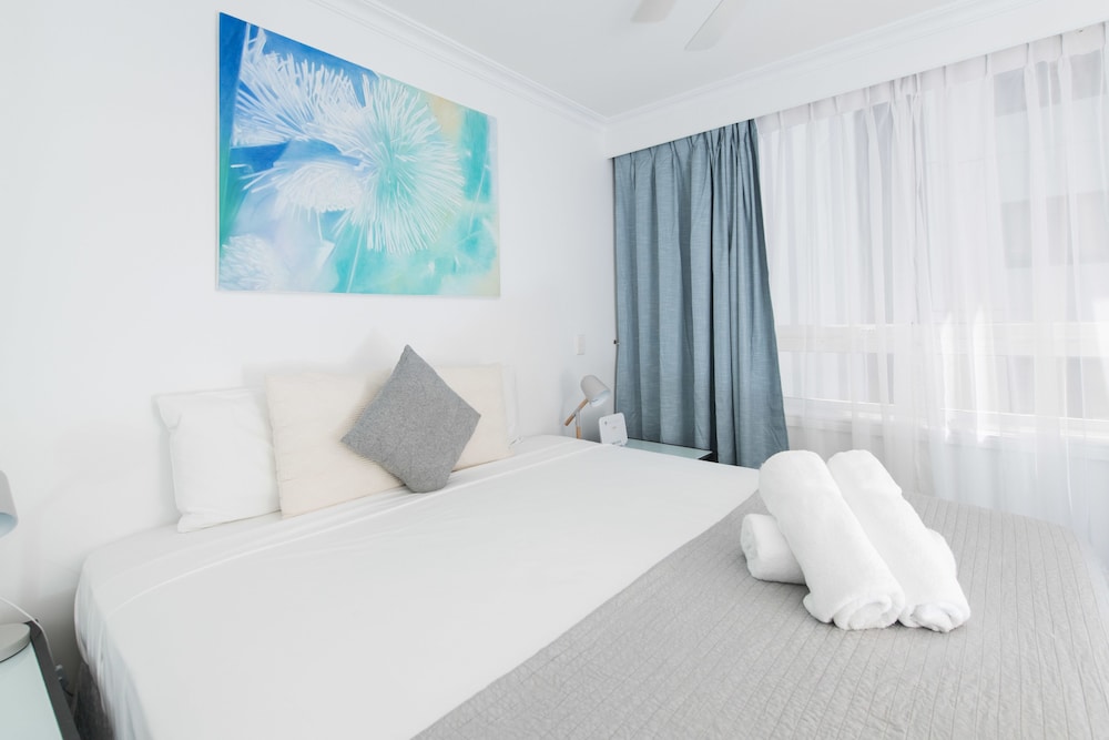 La Grande Apartments Broadbeach 17/48