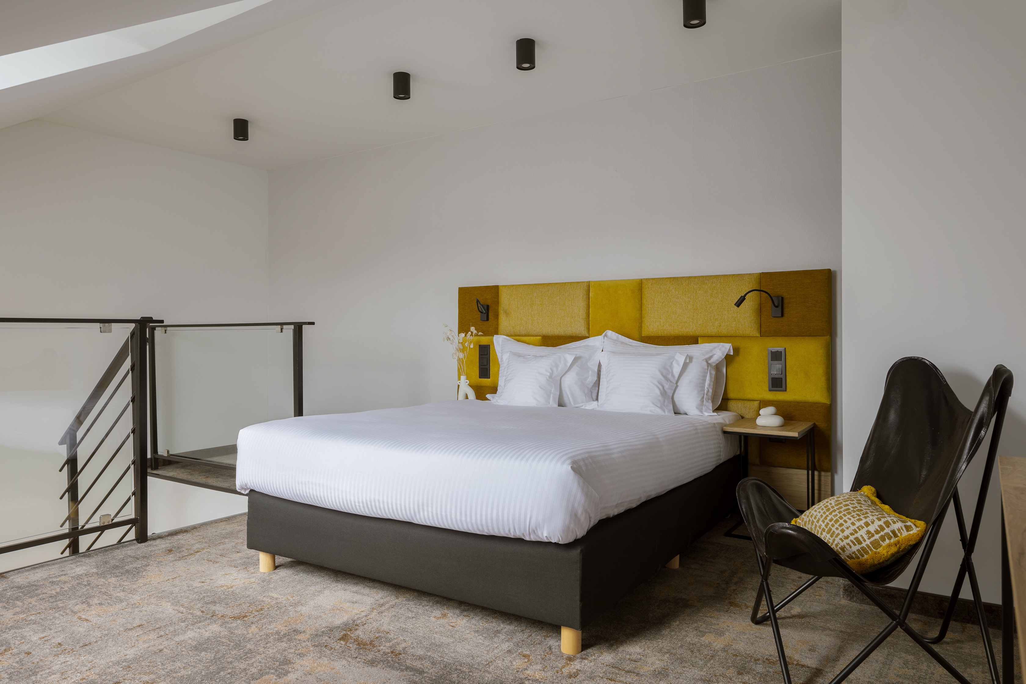 2 Bedrooms, Apartment, Two Story