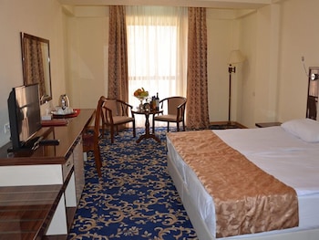 Royal Plaza by Stellar Hotels, Yerevan 16/50