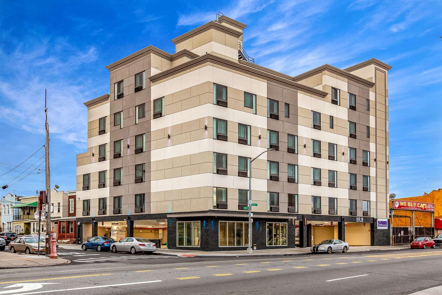 Van Wyck Hotel & Suites Near JFK Airport 44/46