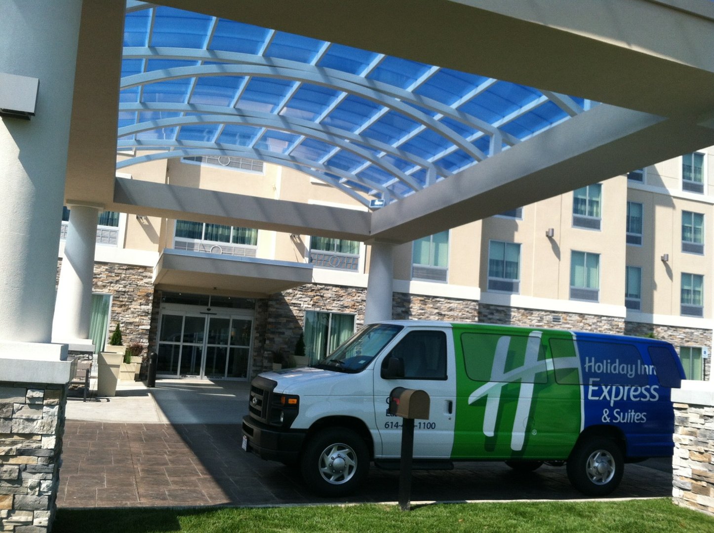 Holiday Inn Express Hotel Suites Columbus Easton 57/60