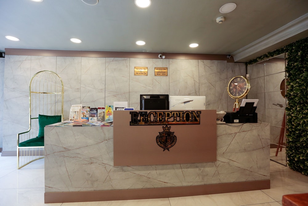 Nova City Hotel 18/85