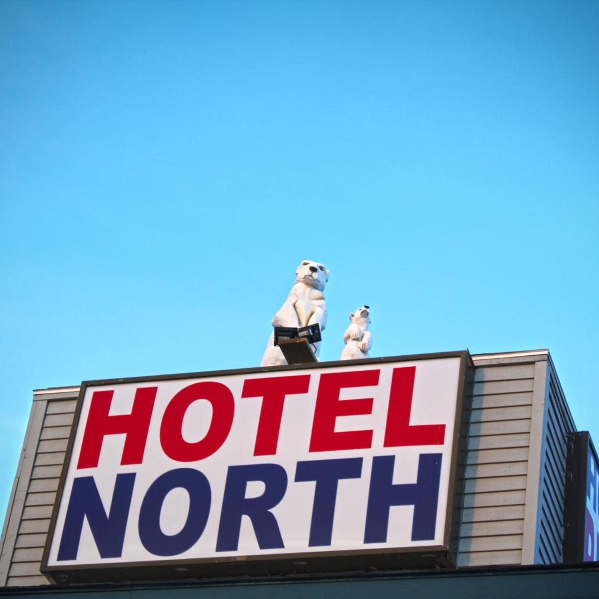 Hotel North 8/49