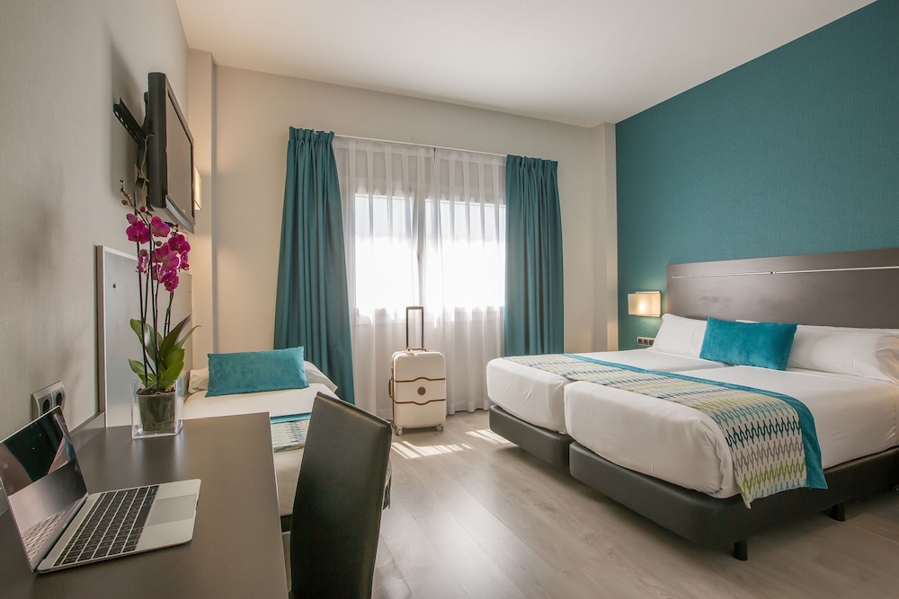 Hotel Venture Sant Cugat 12/52