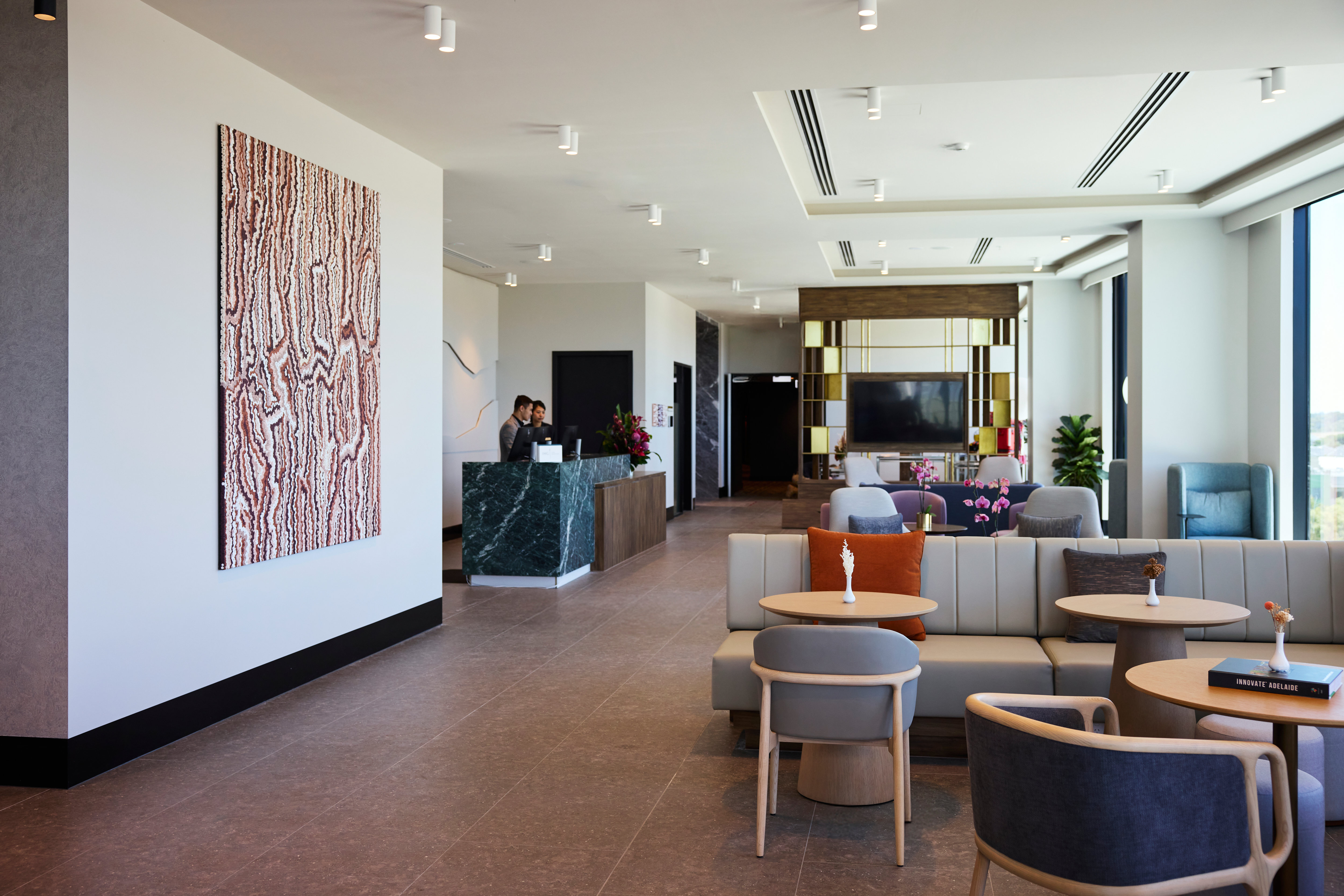 Crowne Plaza Adelaide Mawson Lakes 26/50
