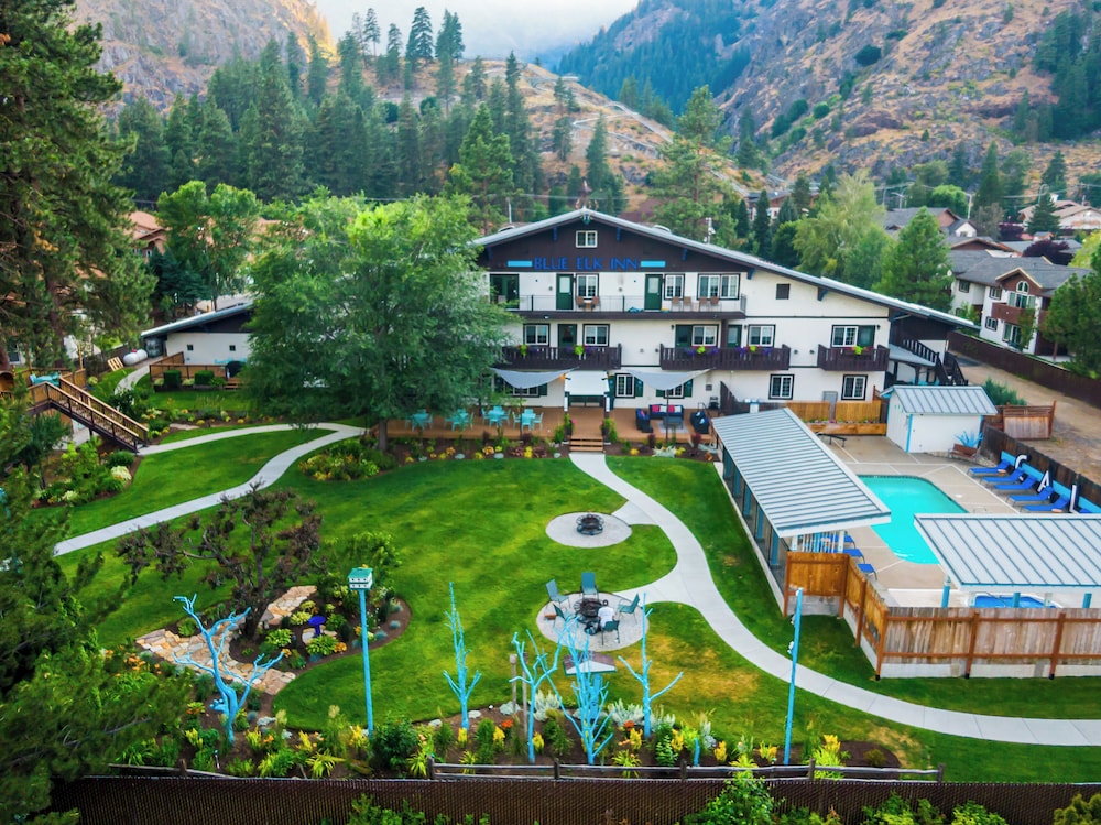 Blue Elk Inn 41/51