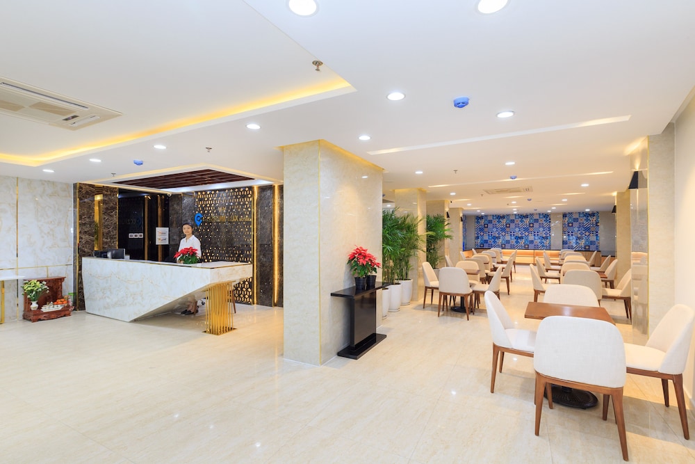 SAZI Resin Hotel - Free Nails/HairWash 7/50