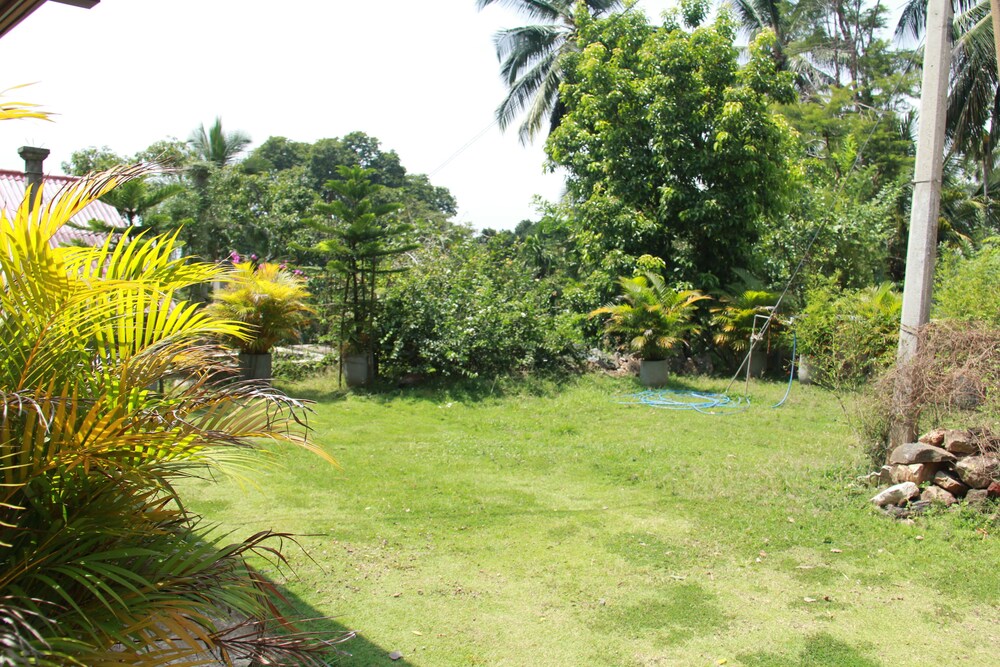 Anura Guest Inn 25/40