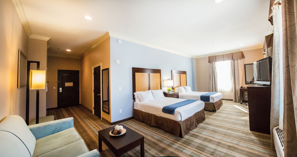Holiday Inn Express Benicia 13/56