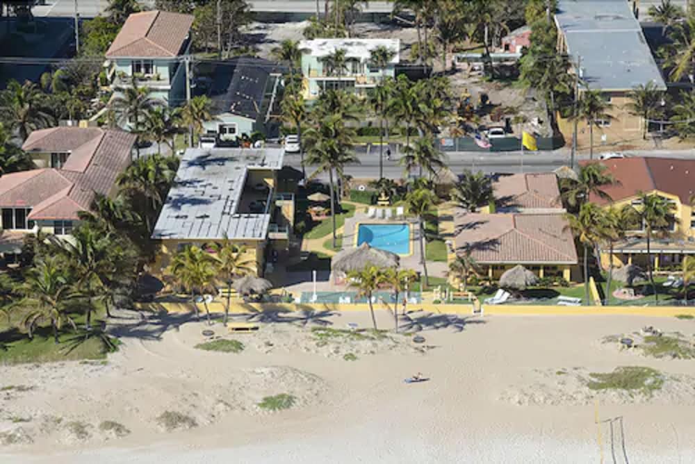 Ebb Tide Resort Oceanfront 60/69