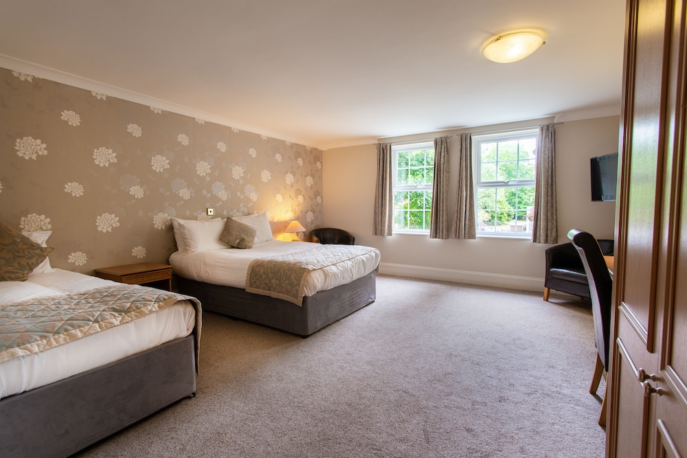 Woodlands Manor 20/100