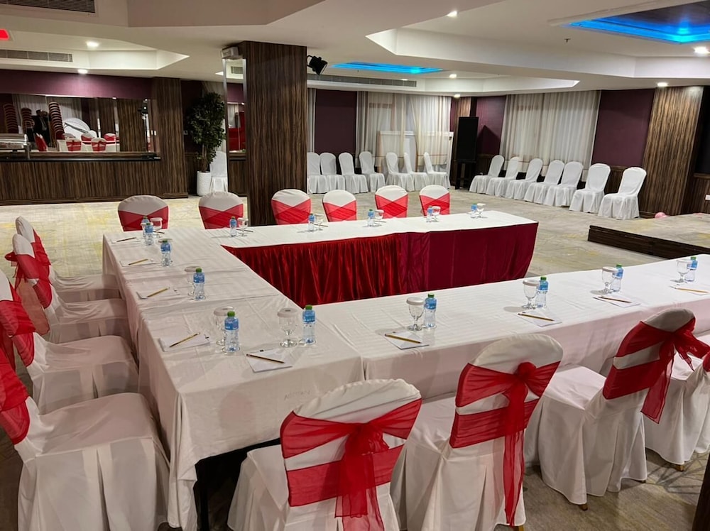 Arman Hotel 39/50