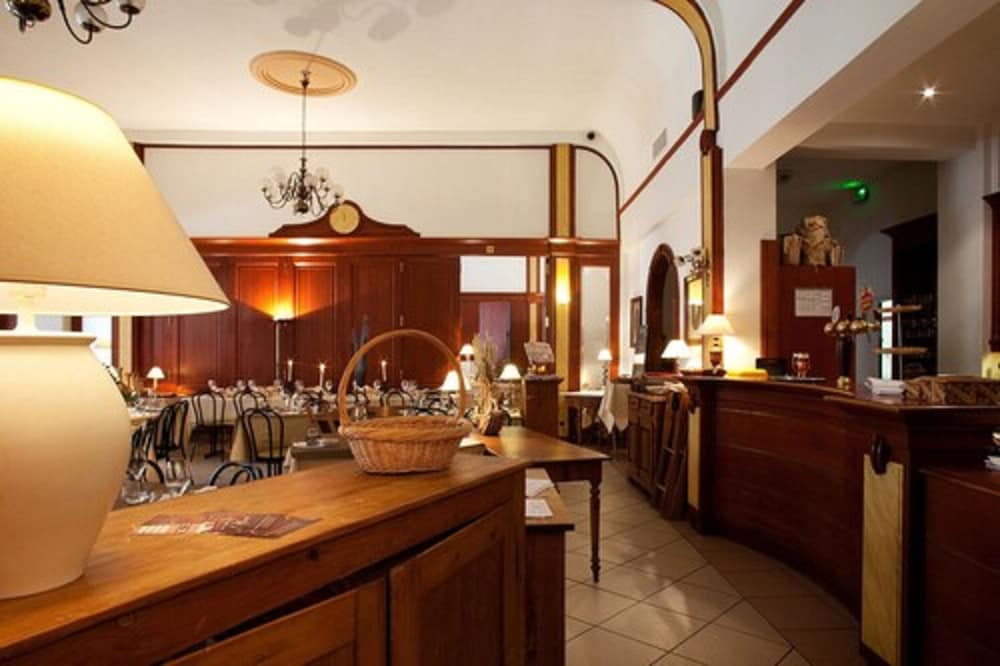 Hostellerie A La Ville de Lyon 16/38
