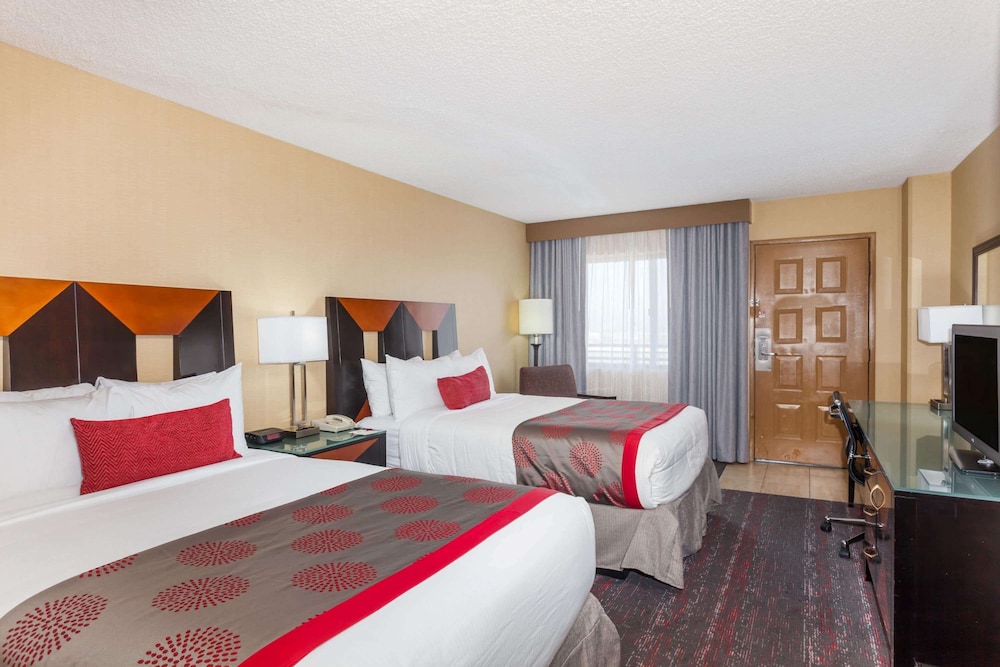 Room, 2 Double Beds, Bay View, High Floor