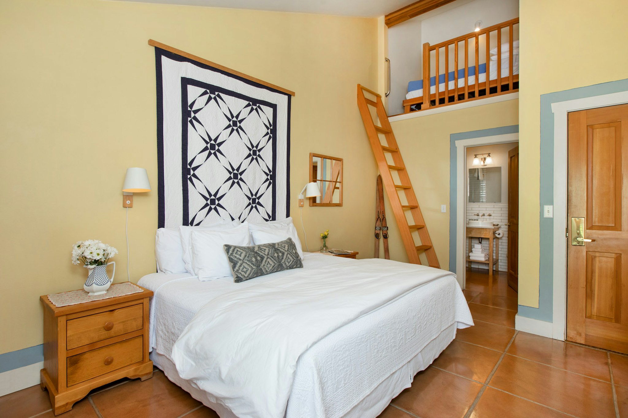 The Alpine House Lodge & Cottages 7/45