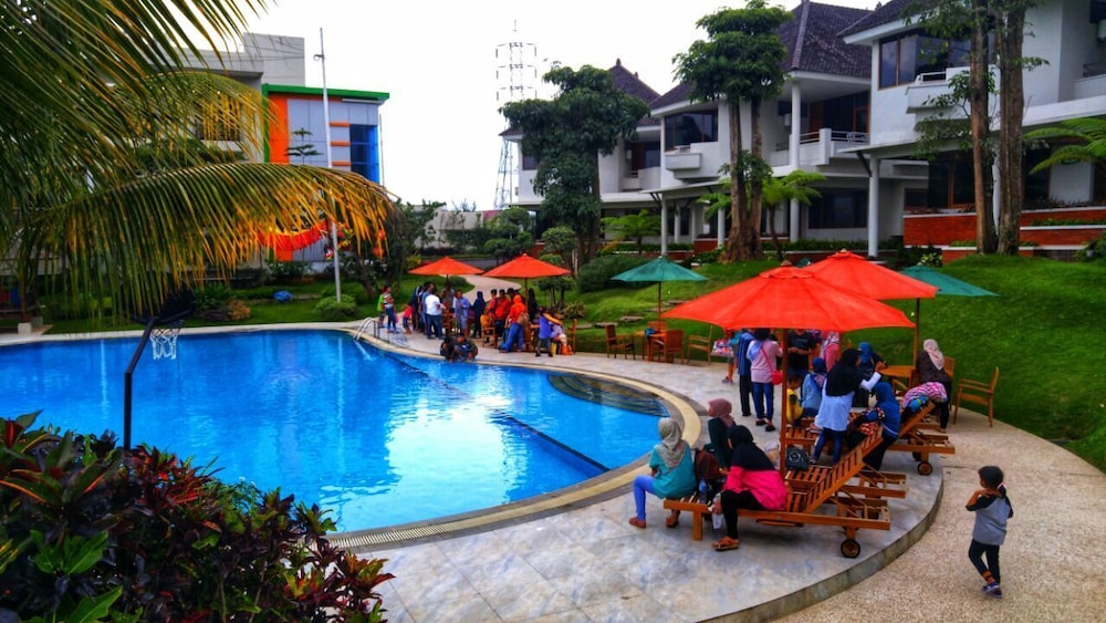 SAMARA RESORT 59/72