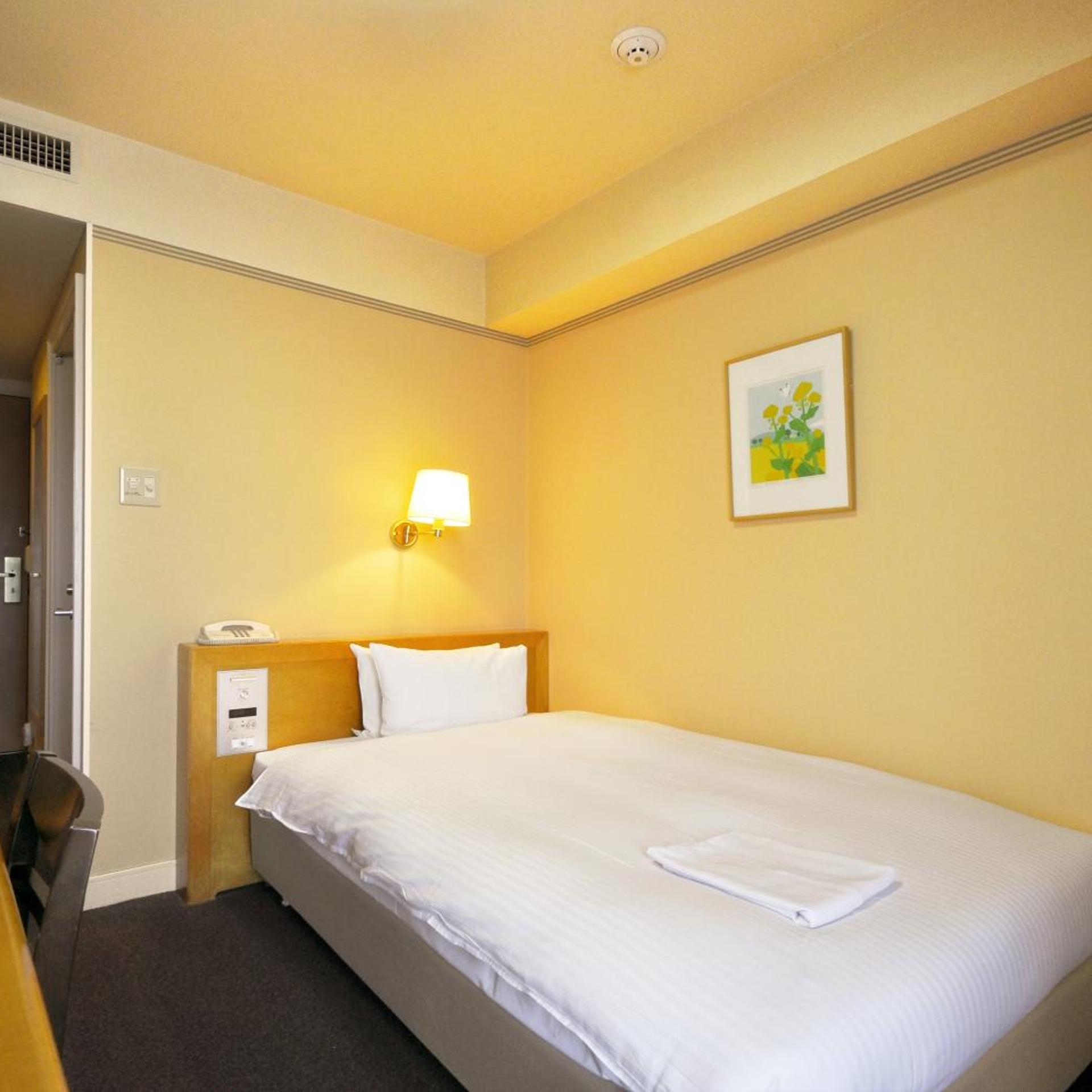 Room, Single