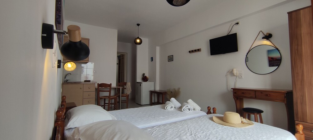 Kapetanos Rooms 21/50