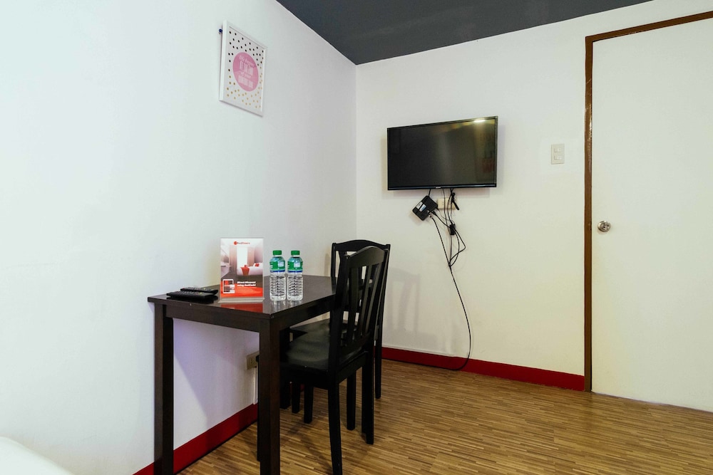 Reddoorz Near Quirino Station 35/45