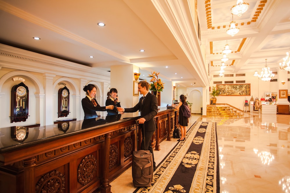 Majestic Hotel 31/34