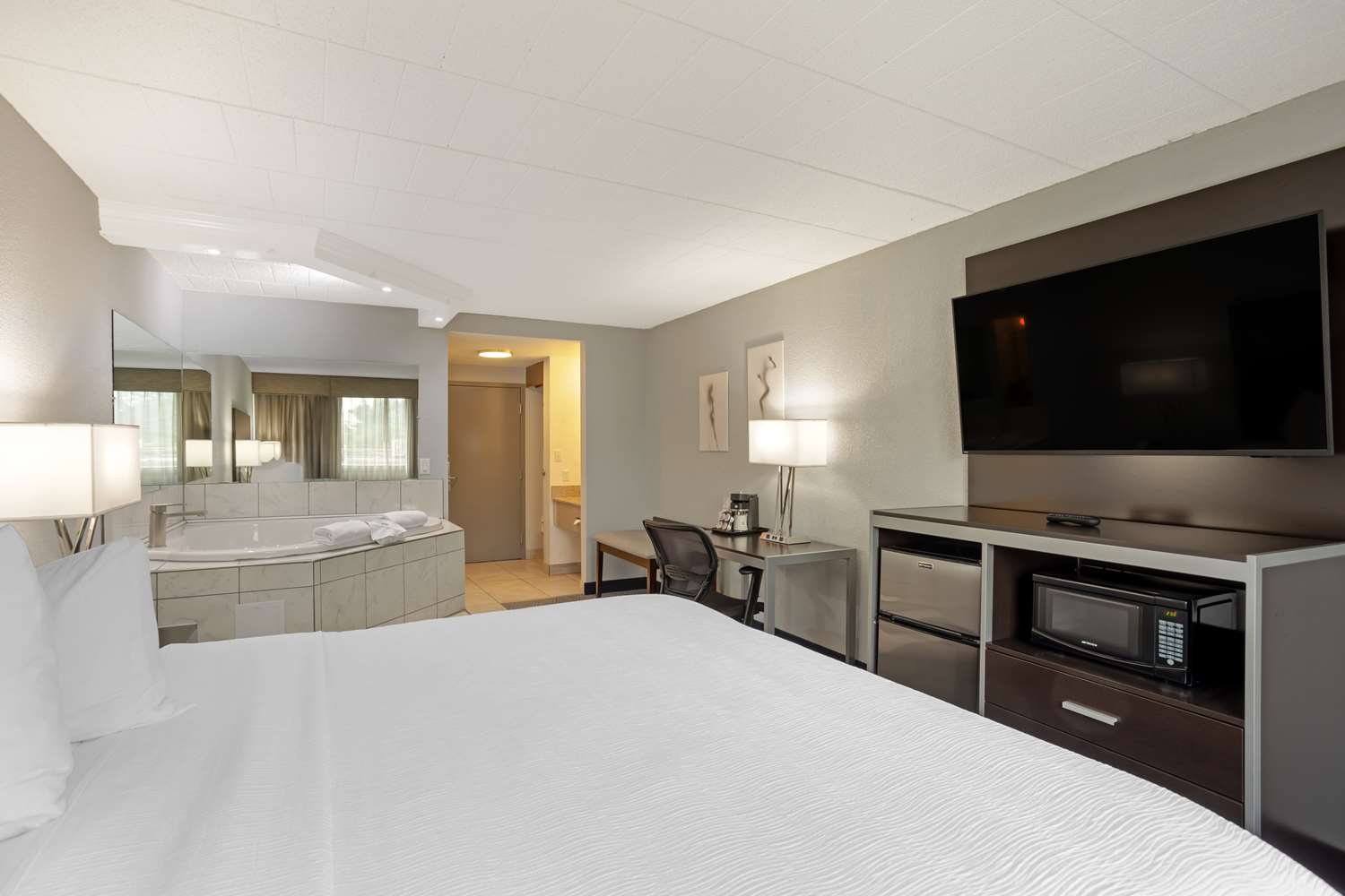 Room, King Bed