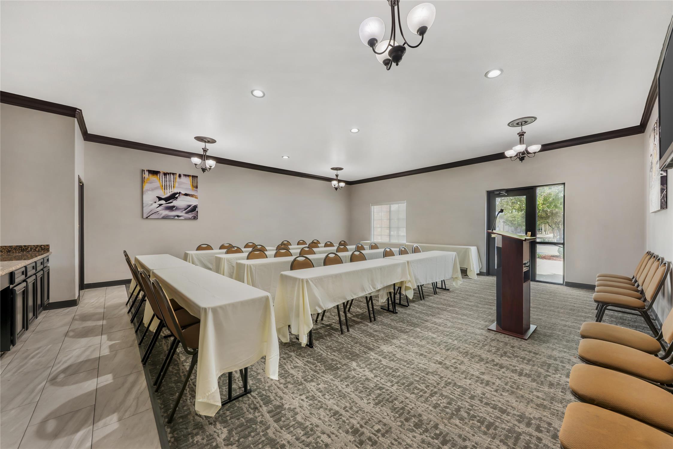 Best Western Sea World/Lackland AFB NW Hotel Suites 47/50