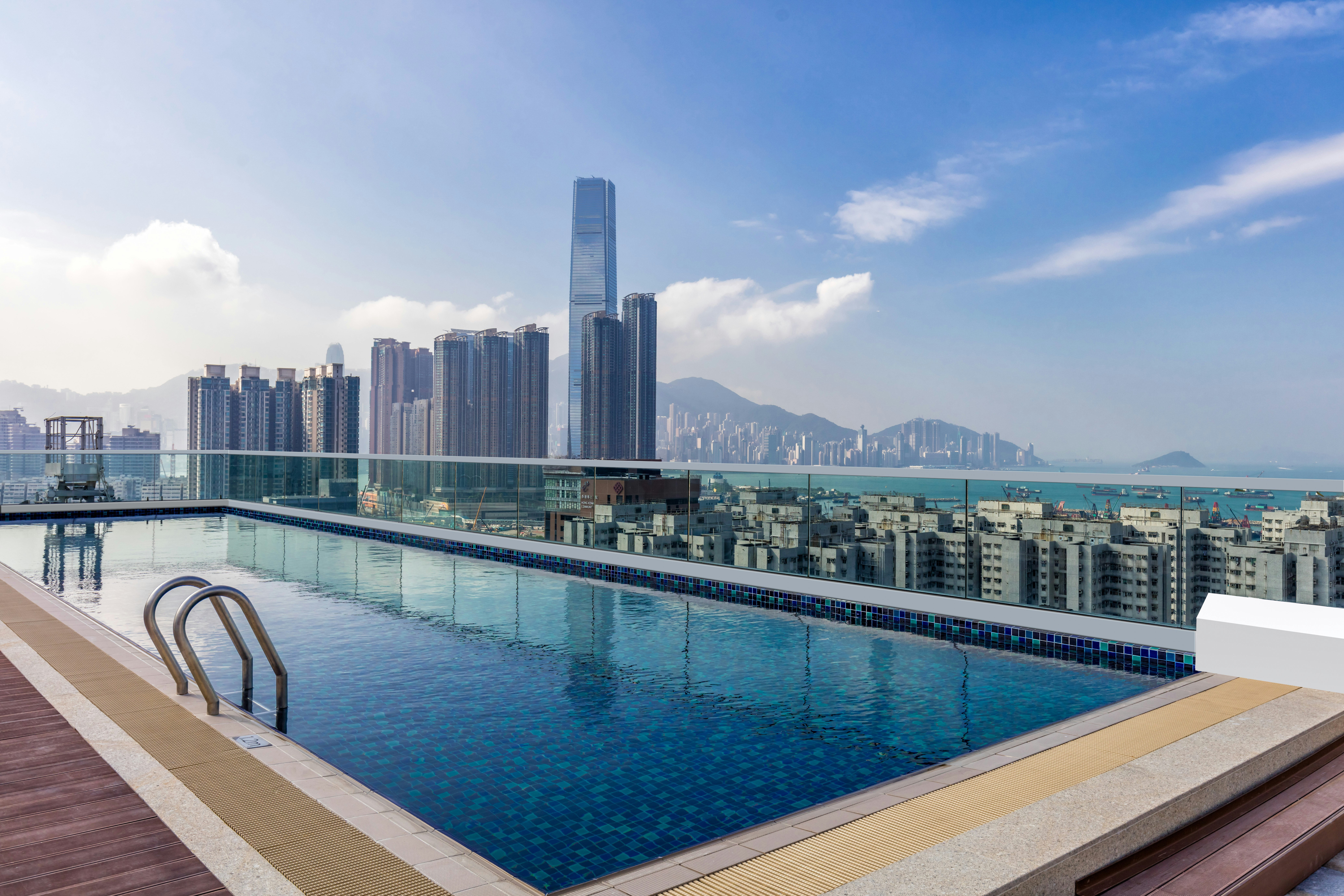 Hilton Garden Inn Hong Kong Mongkok 42/43
