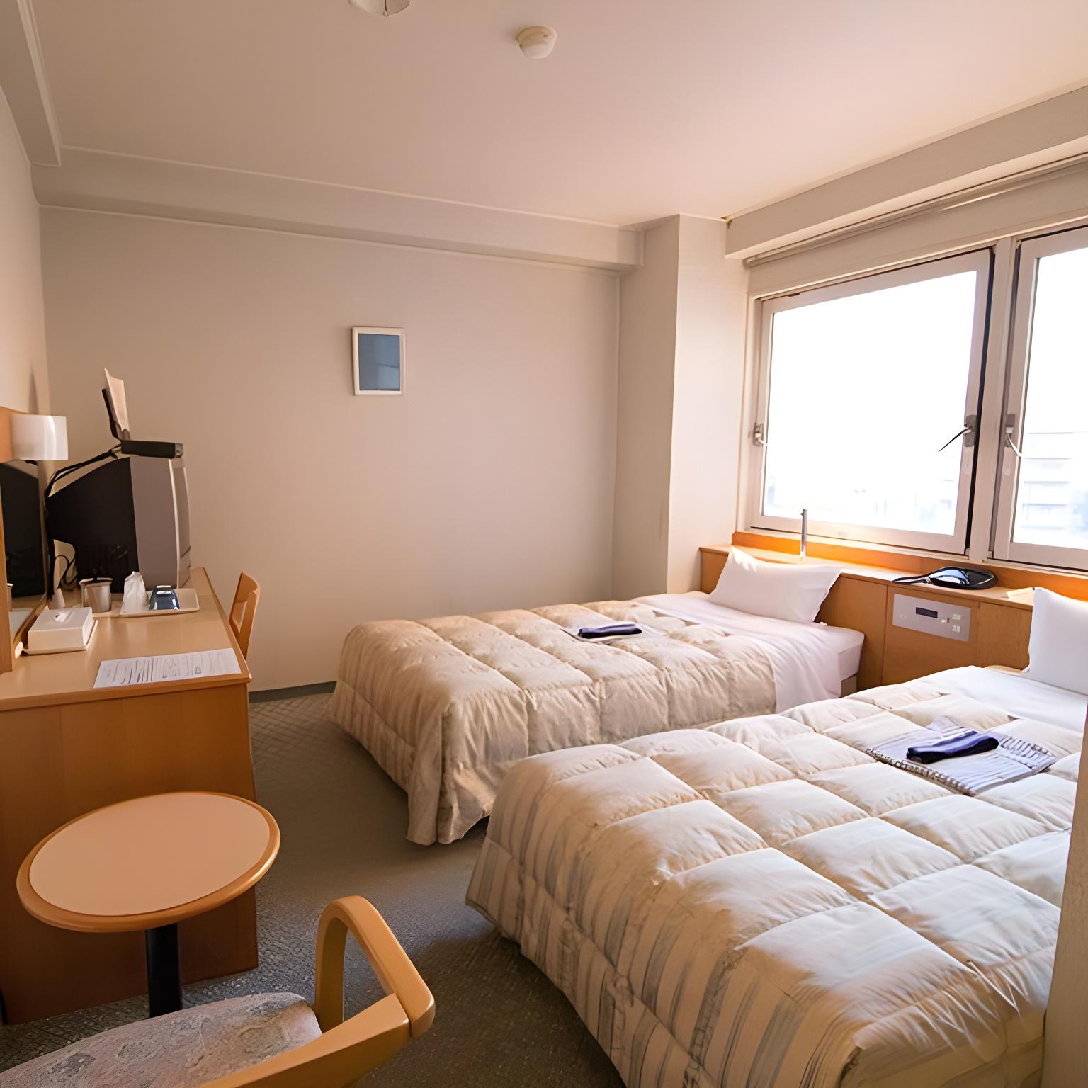 Room, Twin Beds, Old Building, Smoking