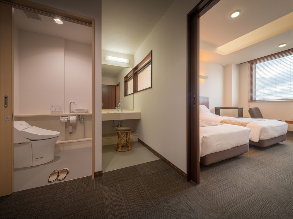 Sasai Hotel 13/59