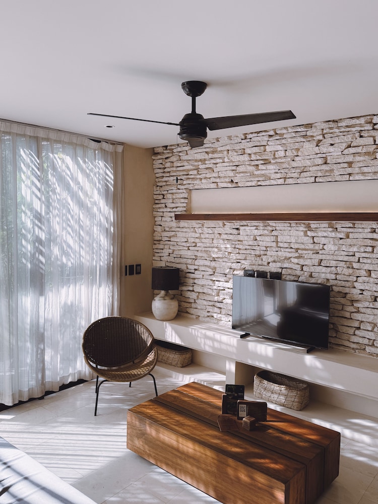 Copal Tulum Hotel 40/50