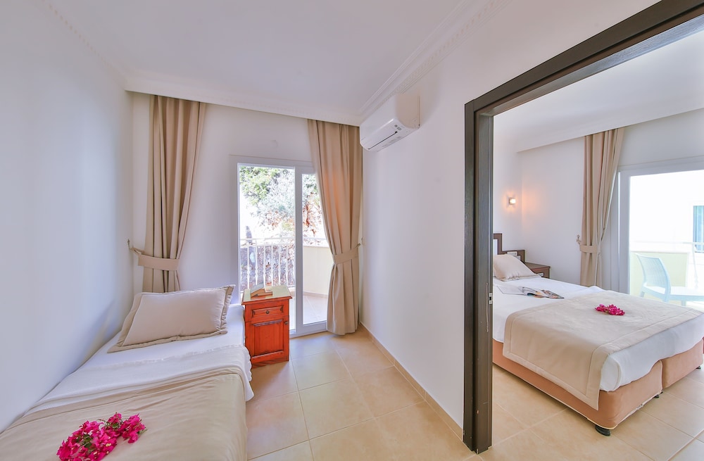 Hotel Linda Kas 42/53