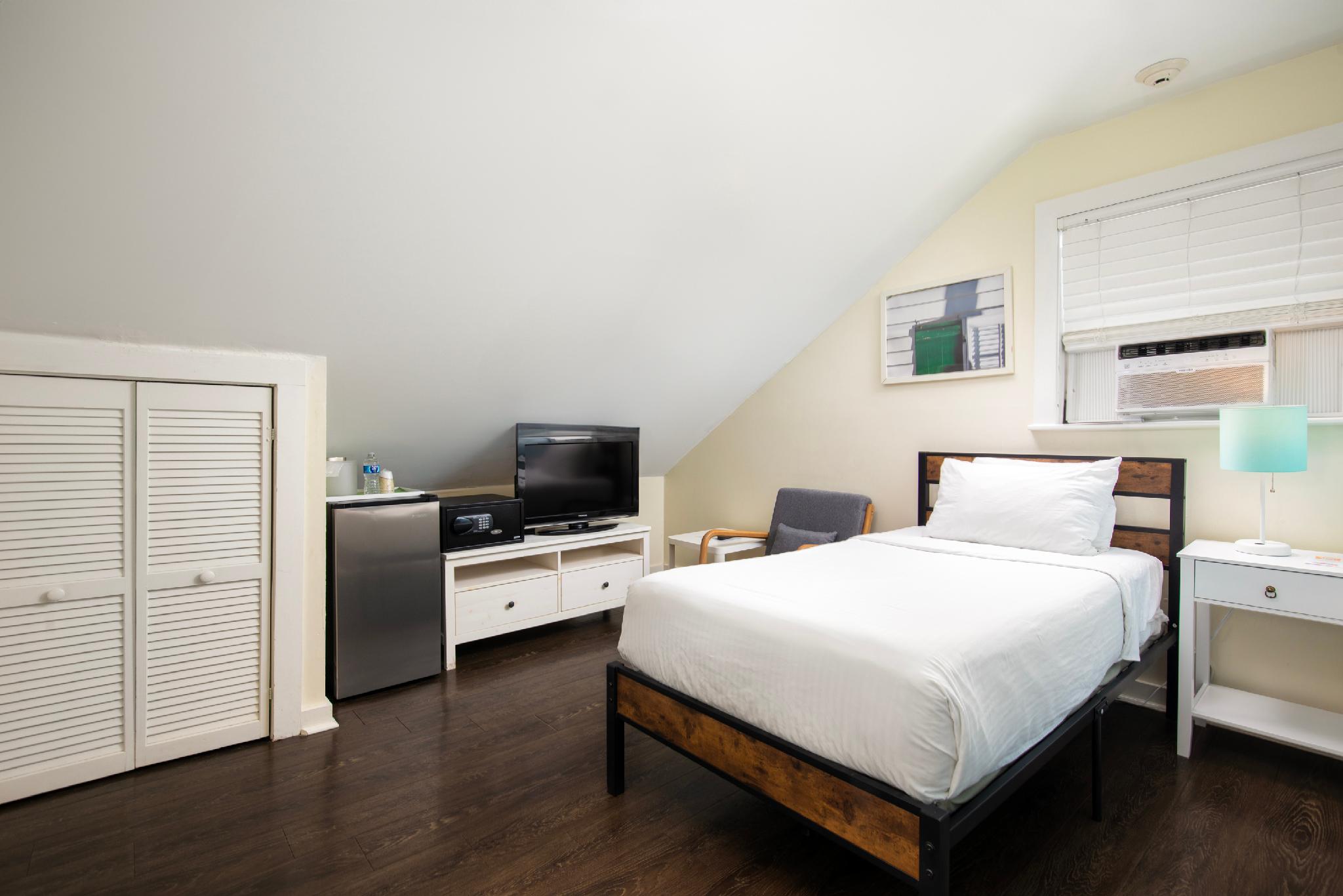 Room, Attic