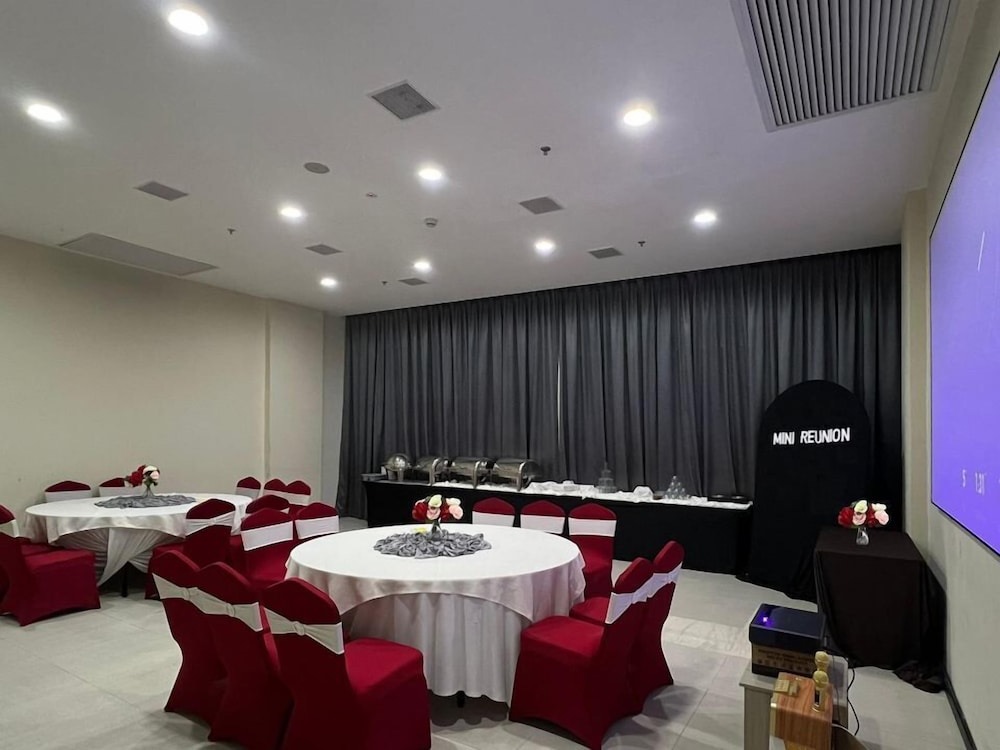 Livingston Hotel Sandakan 47/57