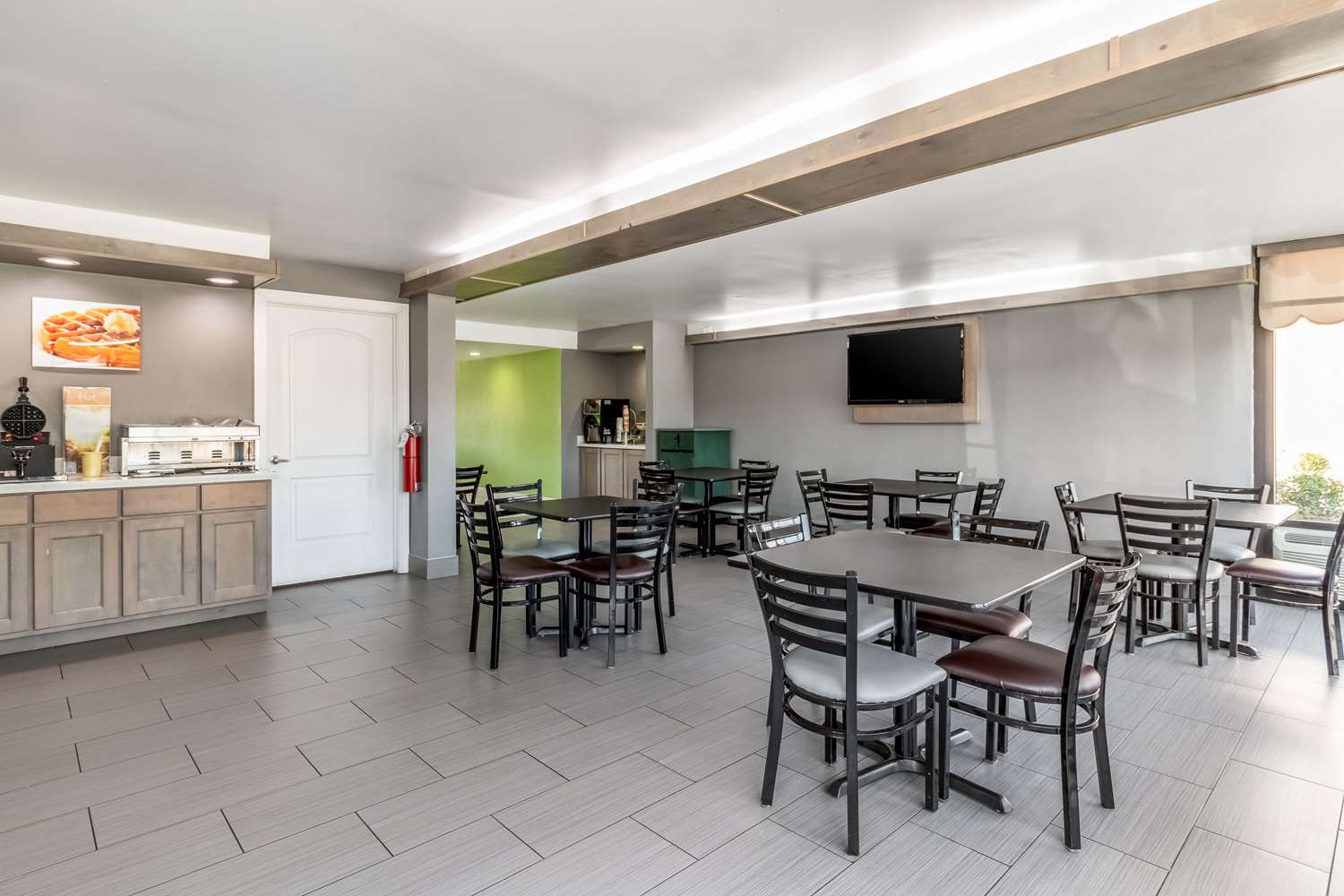 Quality Inn Franklin - Cool Springs Area 26/33