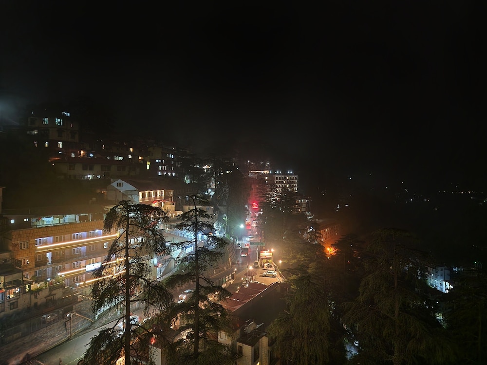 Hotel Surya 42/50