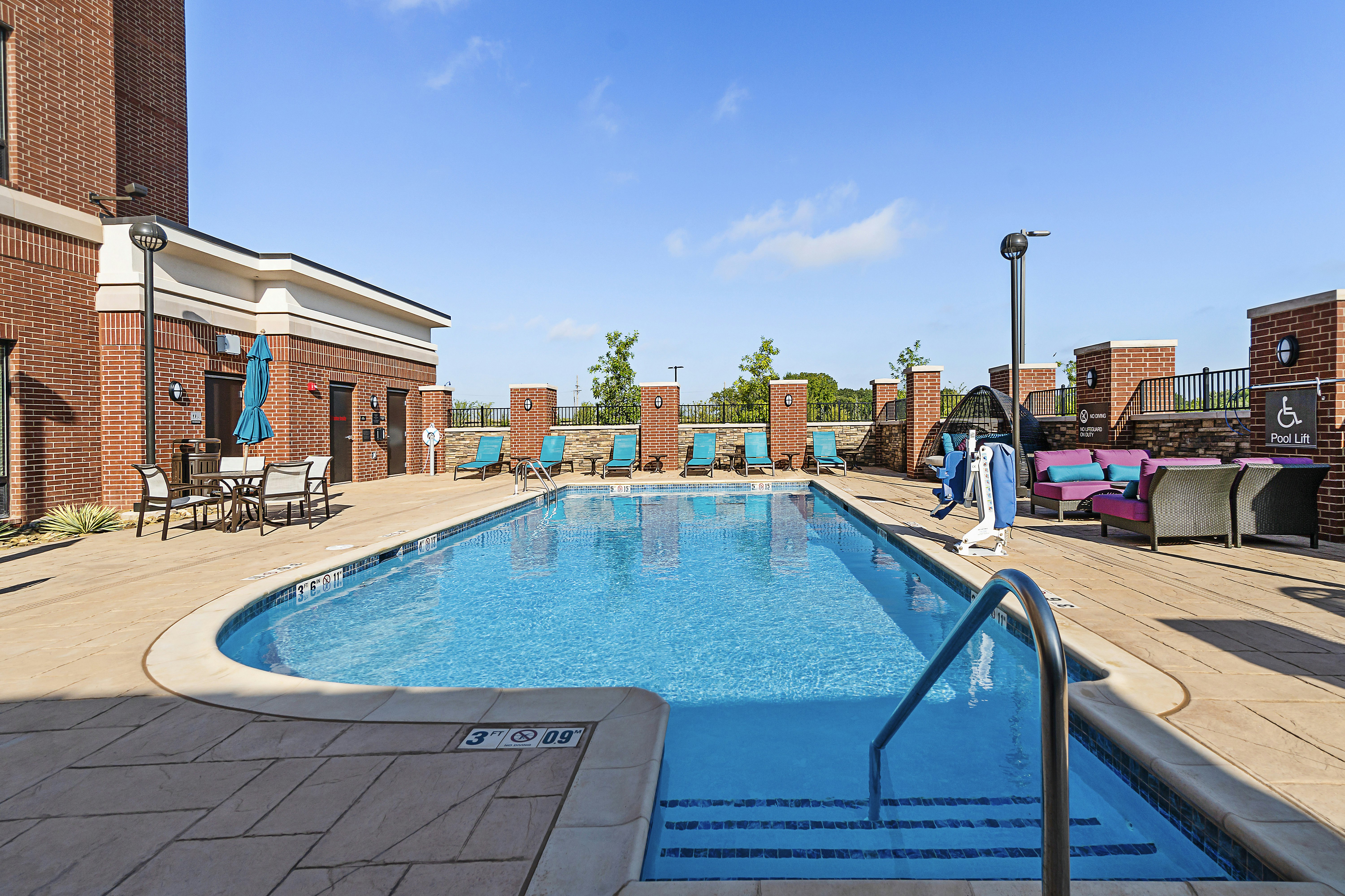 Hilton Garden Inn Edmond / Oklahoma City North, OK 47/50