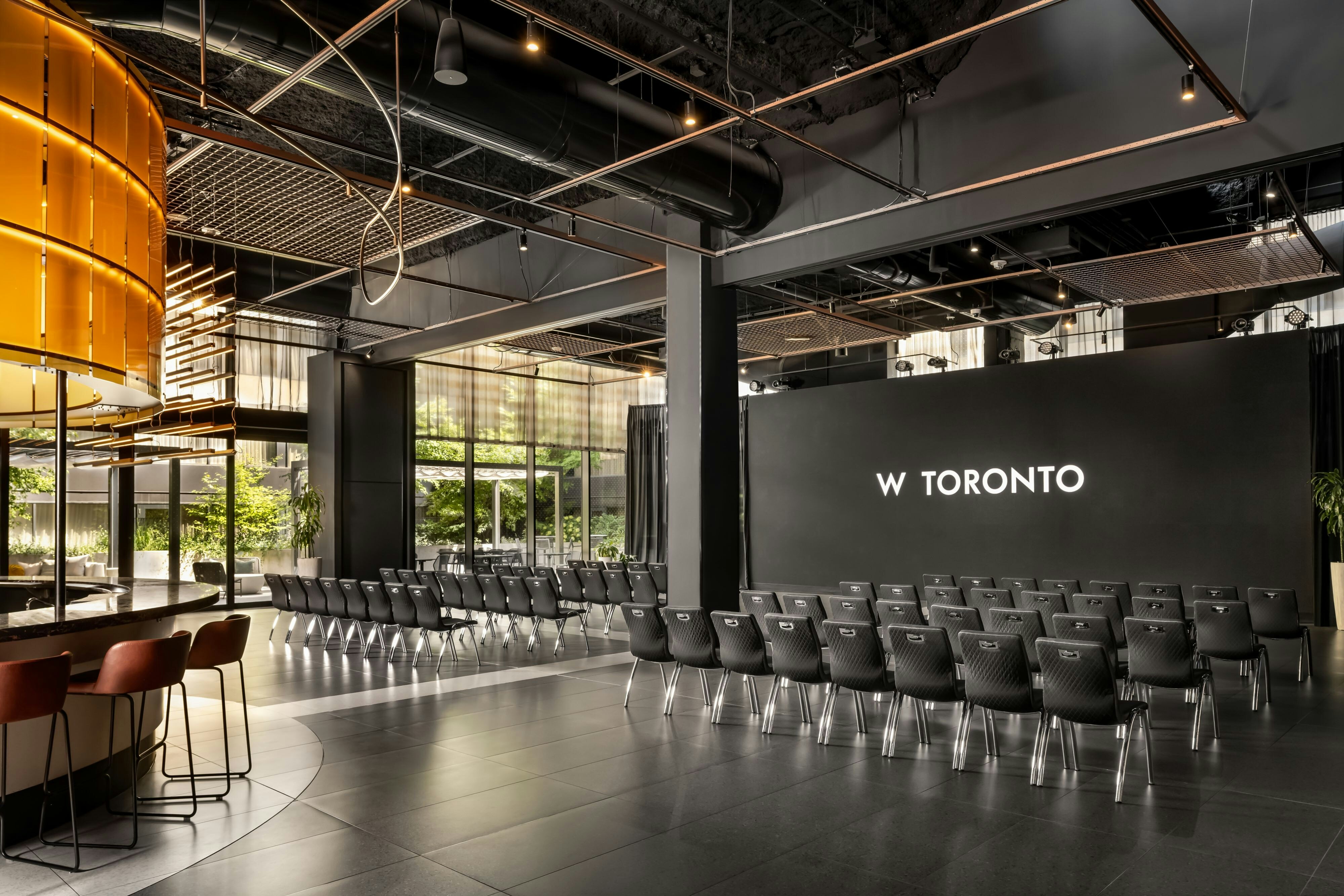 W Toronto (ex Toronto Marriott Bloor Yorkville) 4/18