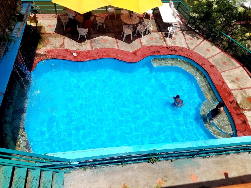 Jarabacoa River Club 12/57