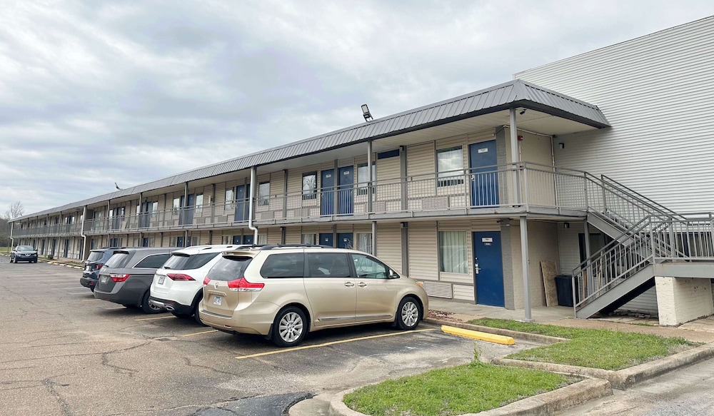 Motel6 Forrest City, AR 13/21