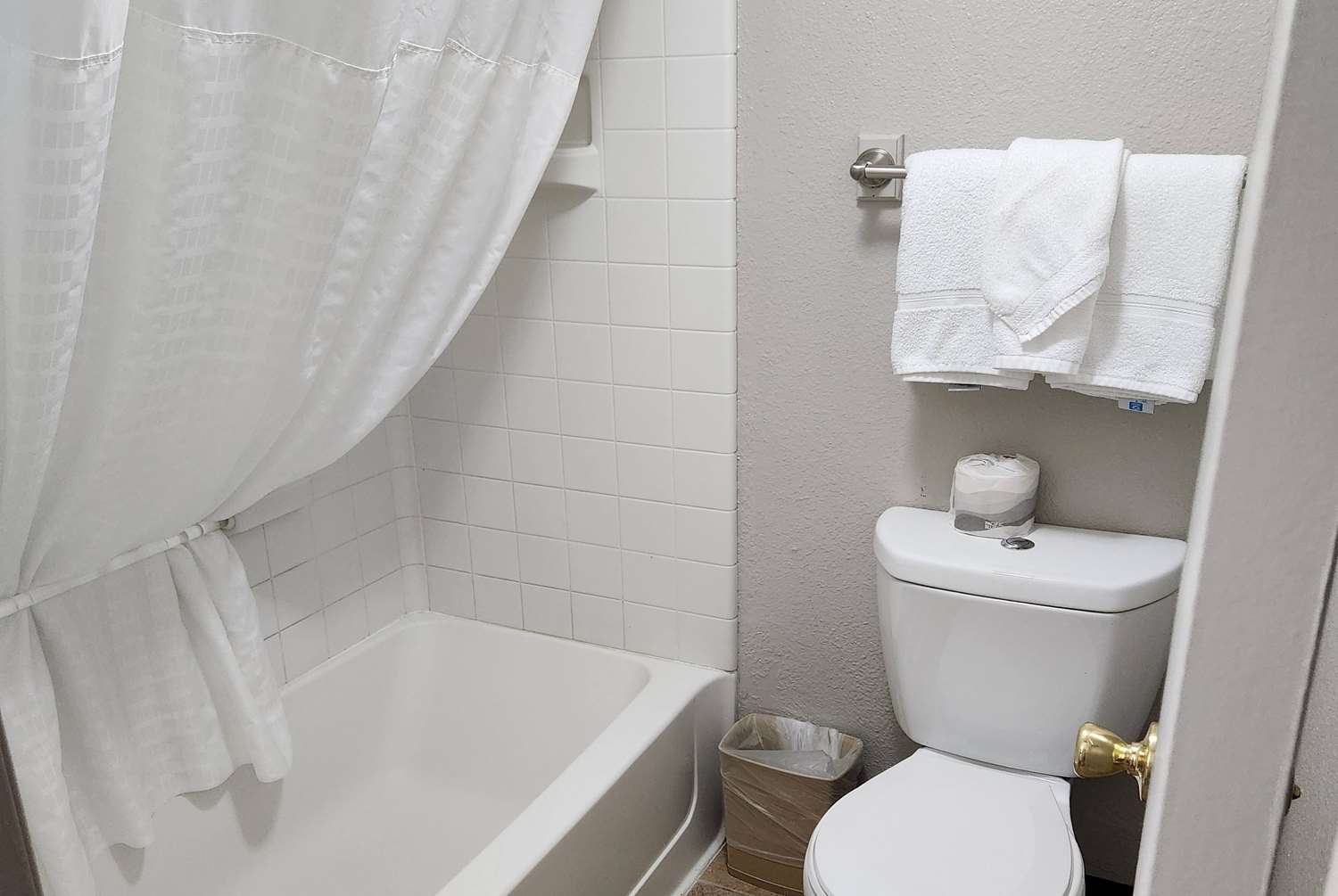 Days Inn by Wyndham Denver Downtown 29/29
