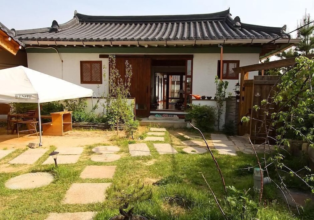 Dorandoran Guesthouse 43/47