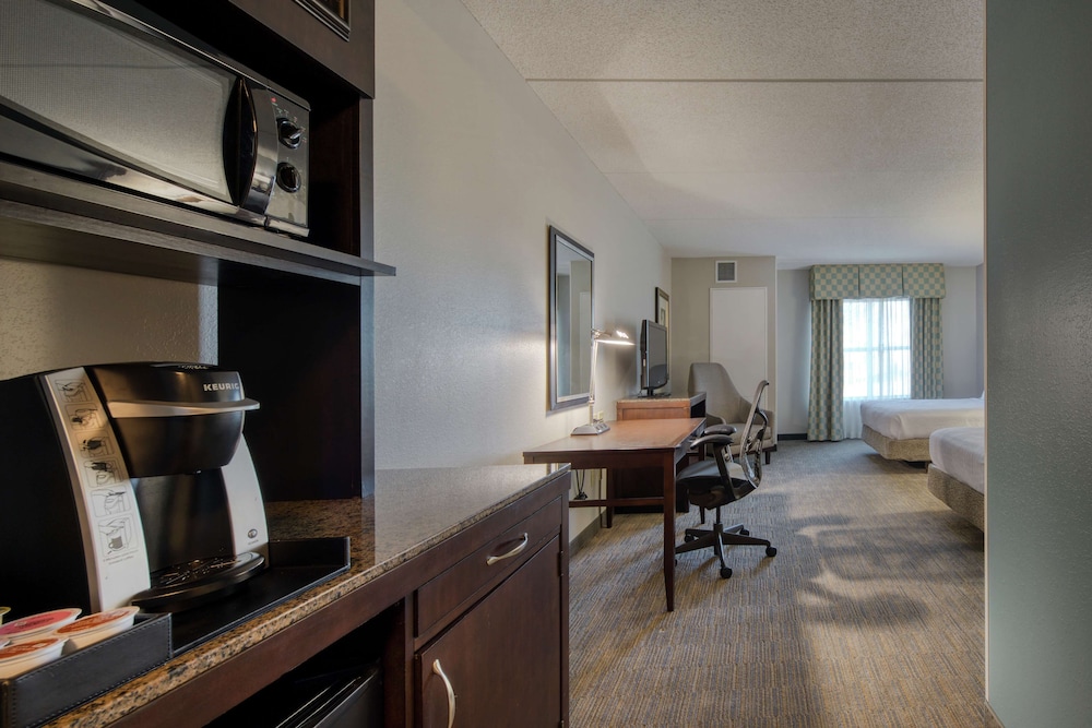 Hilton Garden Inn Durham Southpoint, NC 43/61