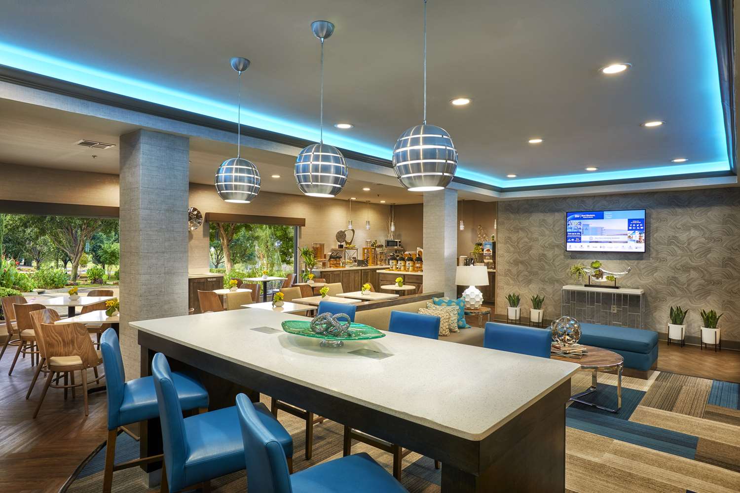 Best Western Plus Hotel Lewisville Flower Mound 27/40