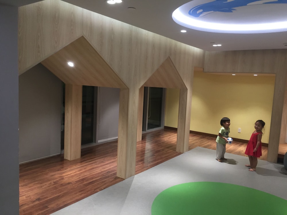 Scenic Valley Suite 20/50