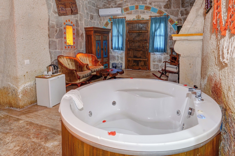Nova Cave Hotel 47/50