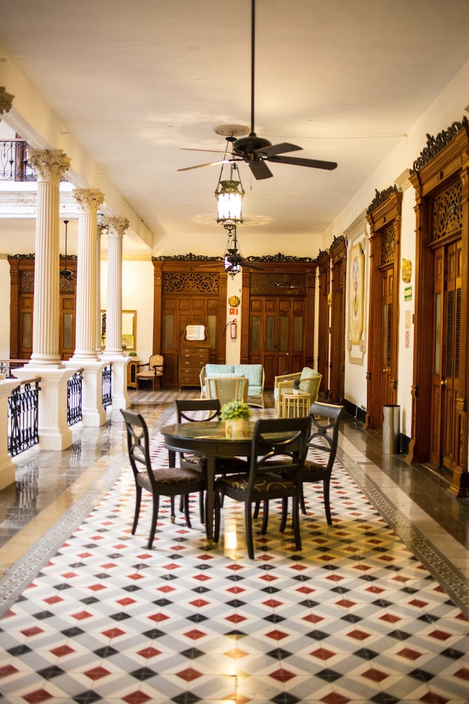 Gran Hotel de Merida 55/68
