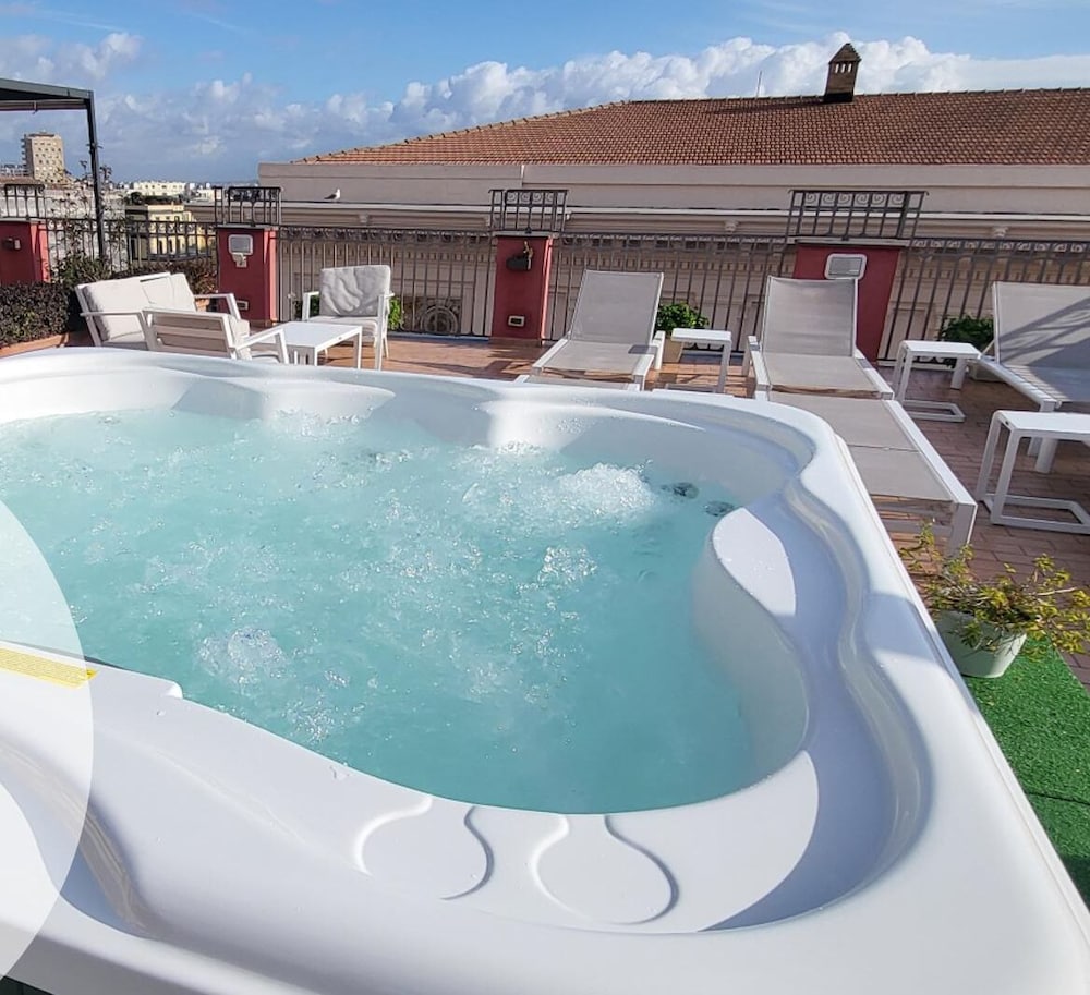 La Ciliegina Lifestyle Hotel 75/77