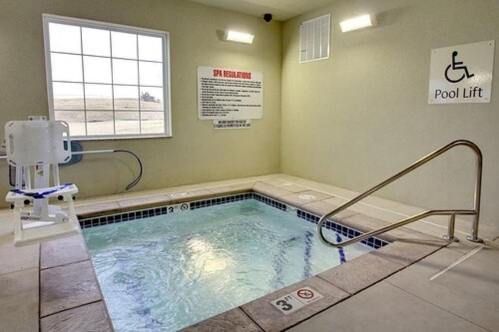 Stanton Inn And Suites 18/52