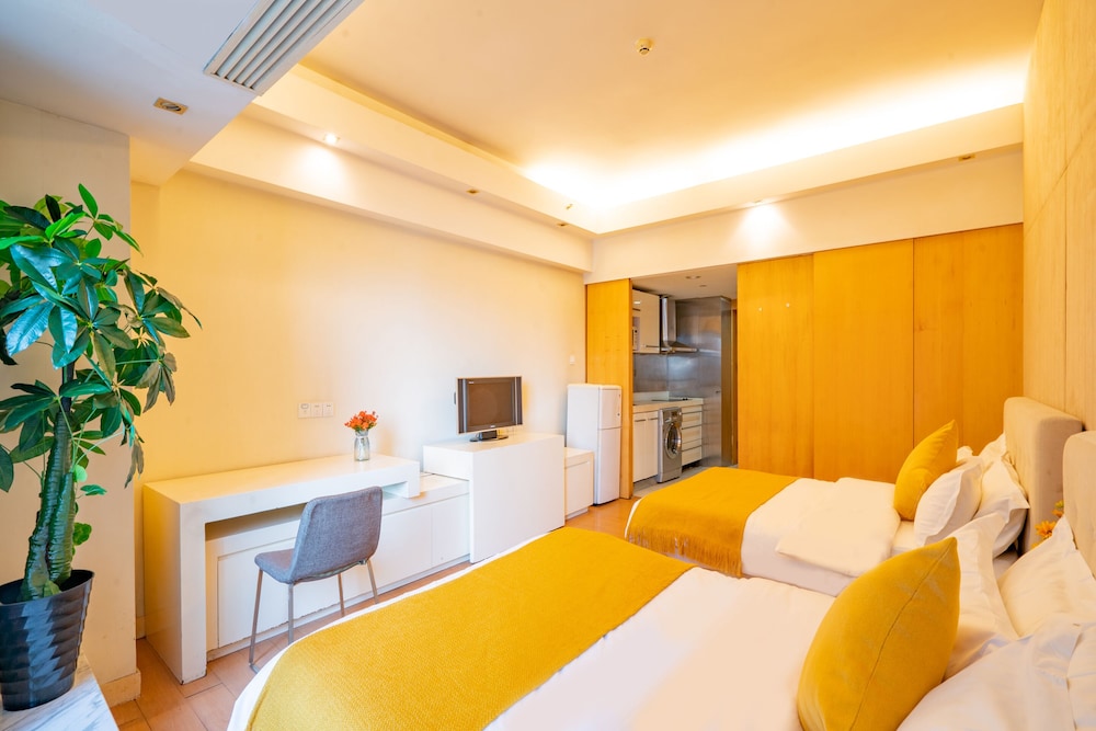 Private-Enjoyed Home Apartment Hotel of R&amp;F Wales Apartment 18/48