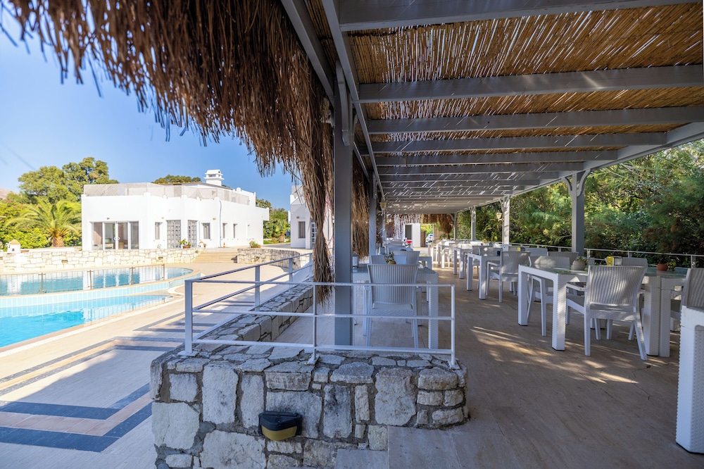 Ladonia Hotels Zemda Gumusluk 15/50